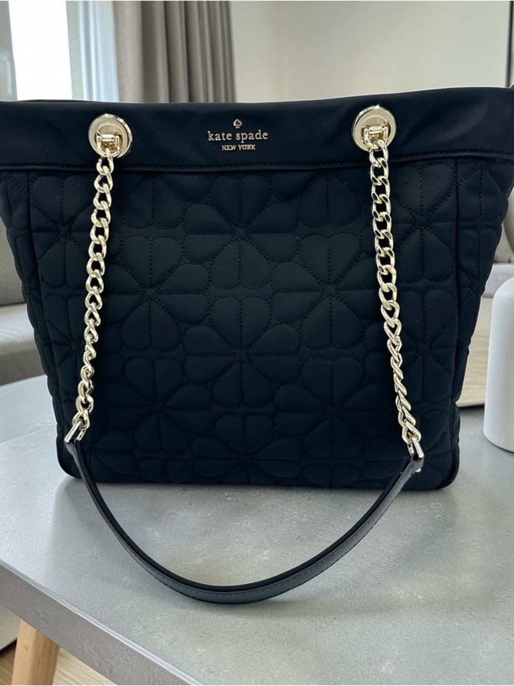 💰PRICE DROP💰 Kate Spade Spade Flower Quilted Medium Tote Black Chain Strap